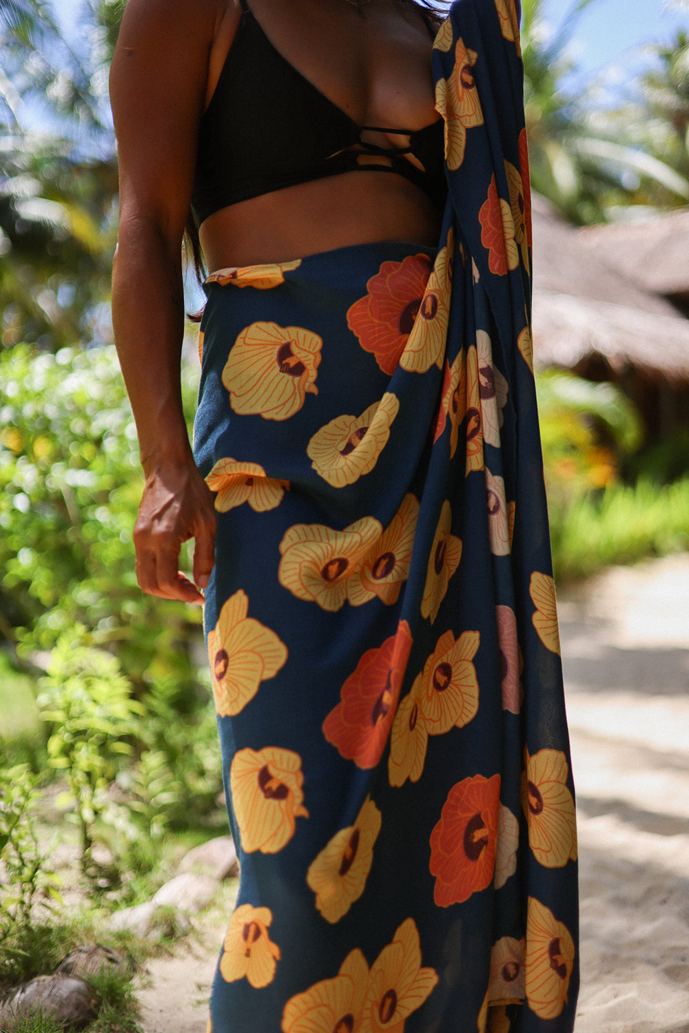 Navy Hau Pareo