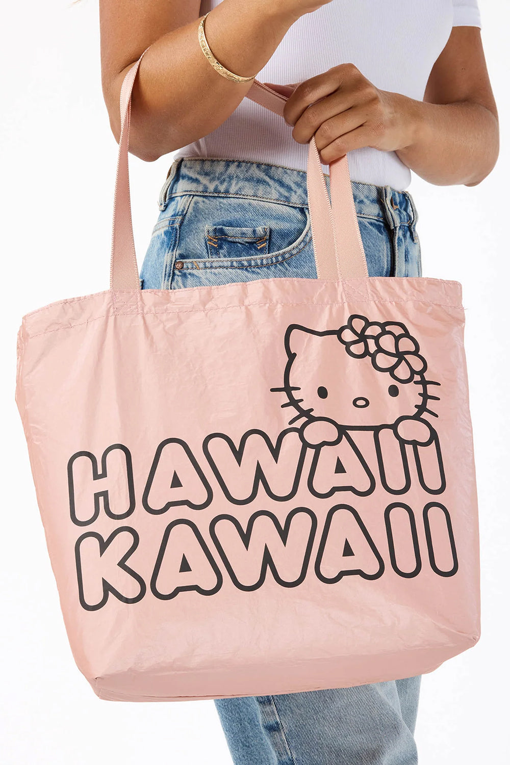 ALOHA Collection HELLO KITTY Kitty Face Reversible Tote in Rosey