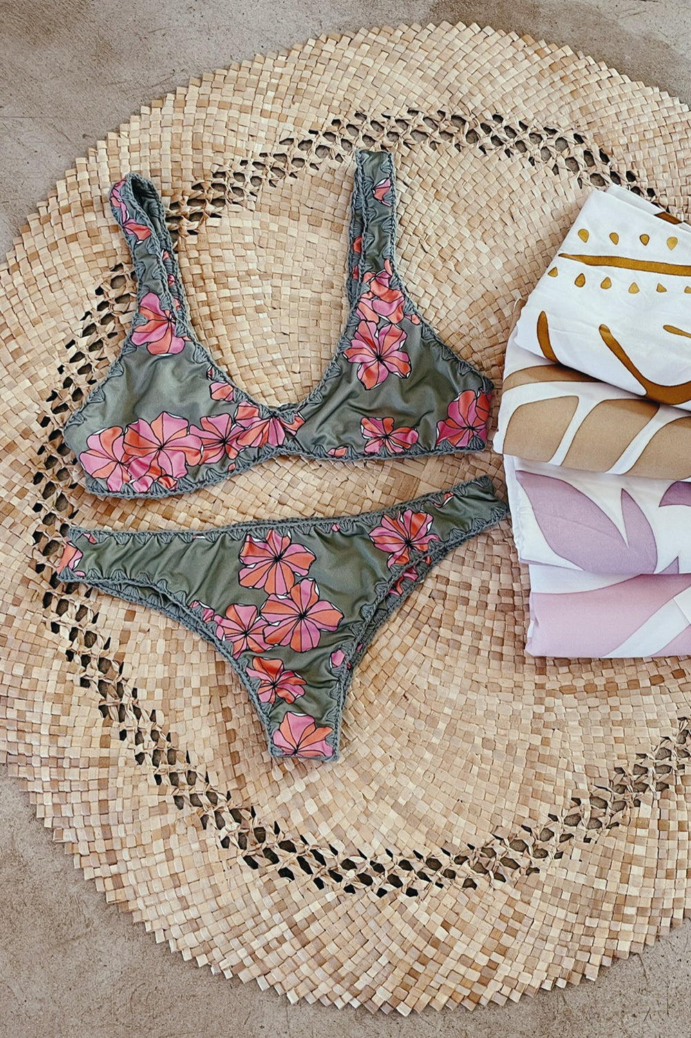 Posh Pua Makai Top in Retro Ilima