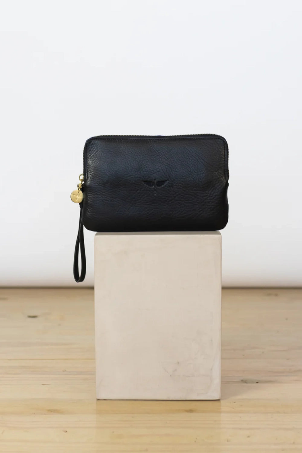 CLHEI Pouch Wallet in Black