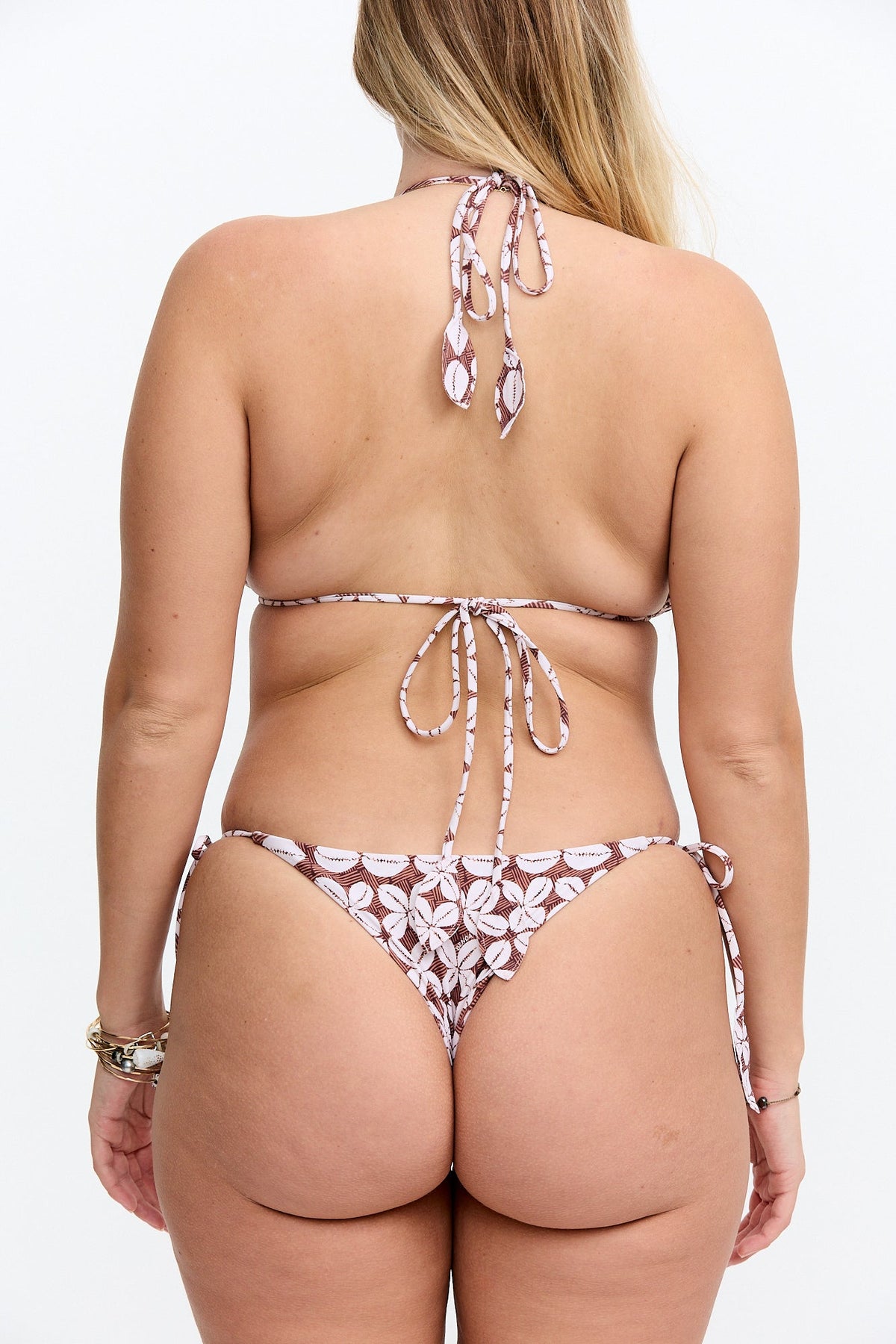 Mariko Top 2.0 - Cowrie Basket