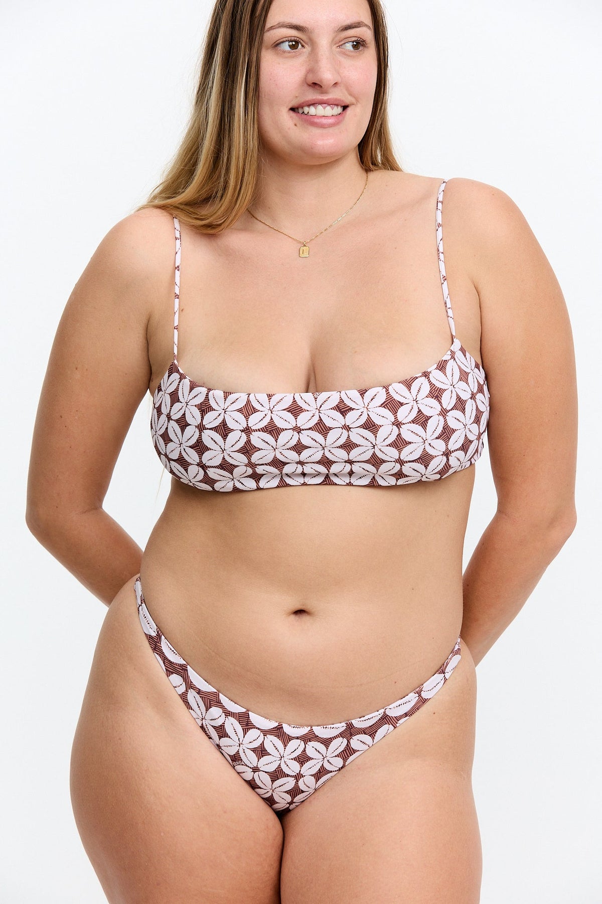 Tahiti Top 2.0 - Cowrie Basket