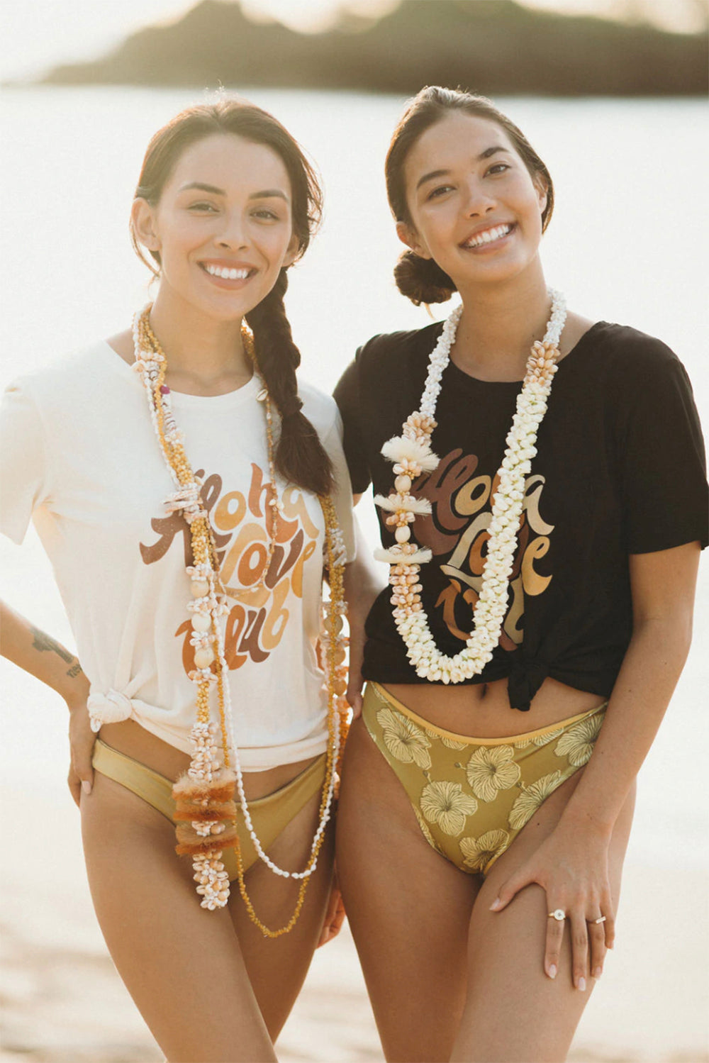 Dolkii Tee Aloha Love Club '19 in Lava Black
